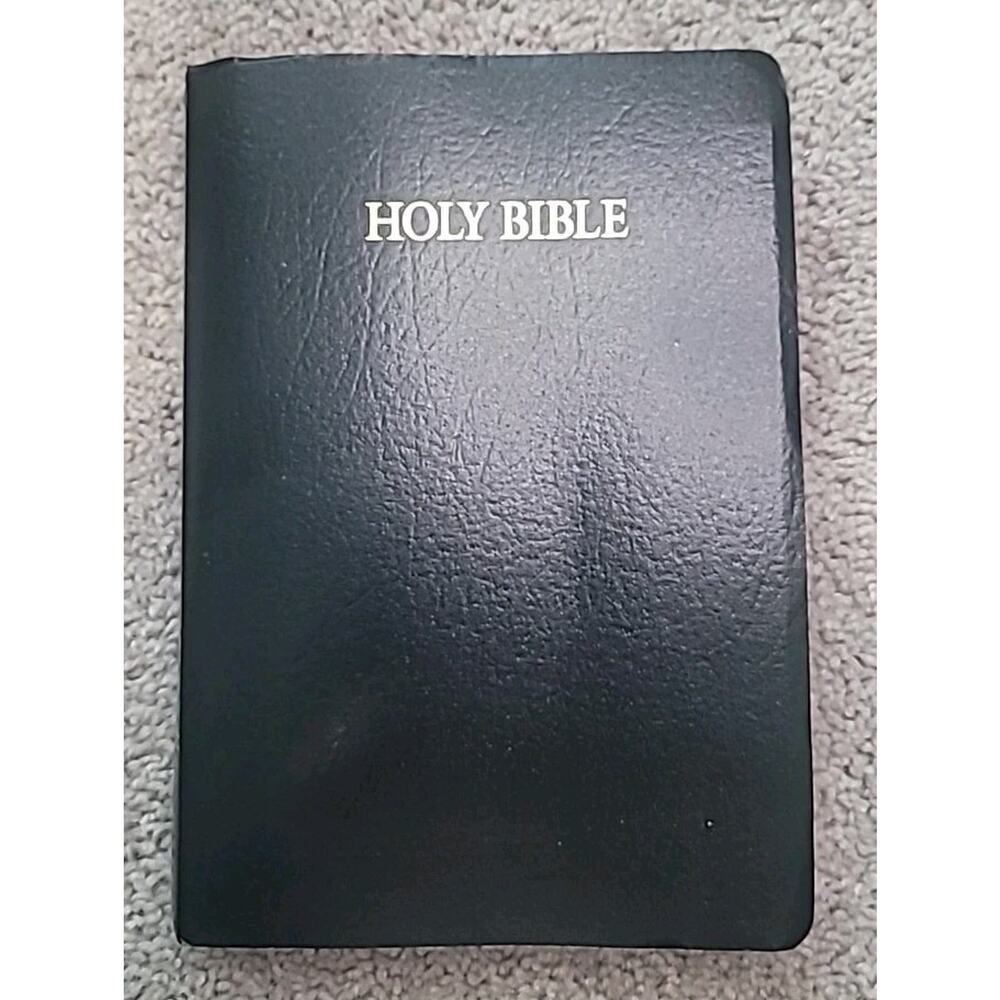 Holy Bible KJV 1996 Nelson Black Leatherette Red
